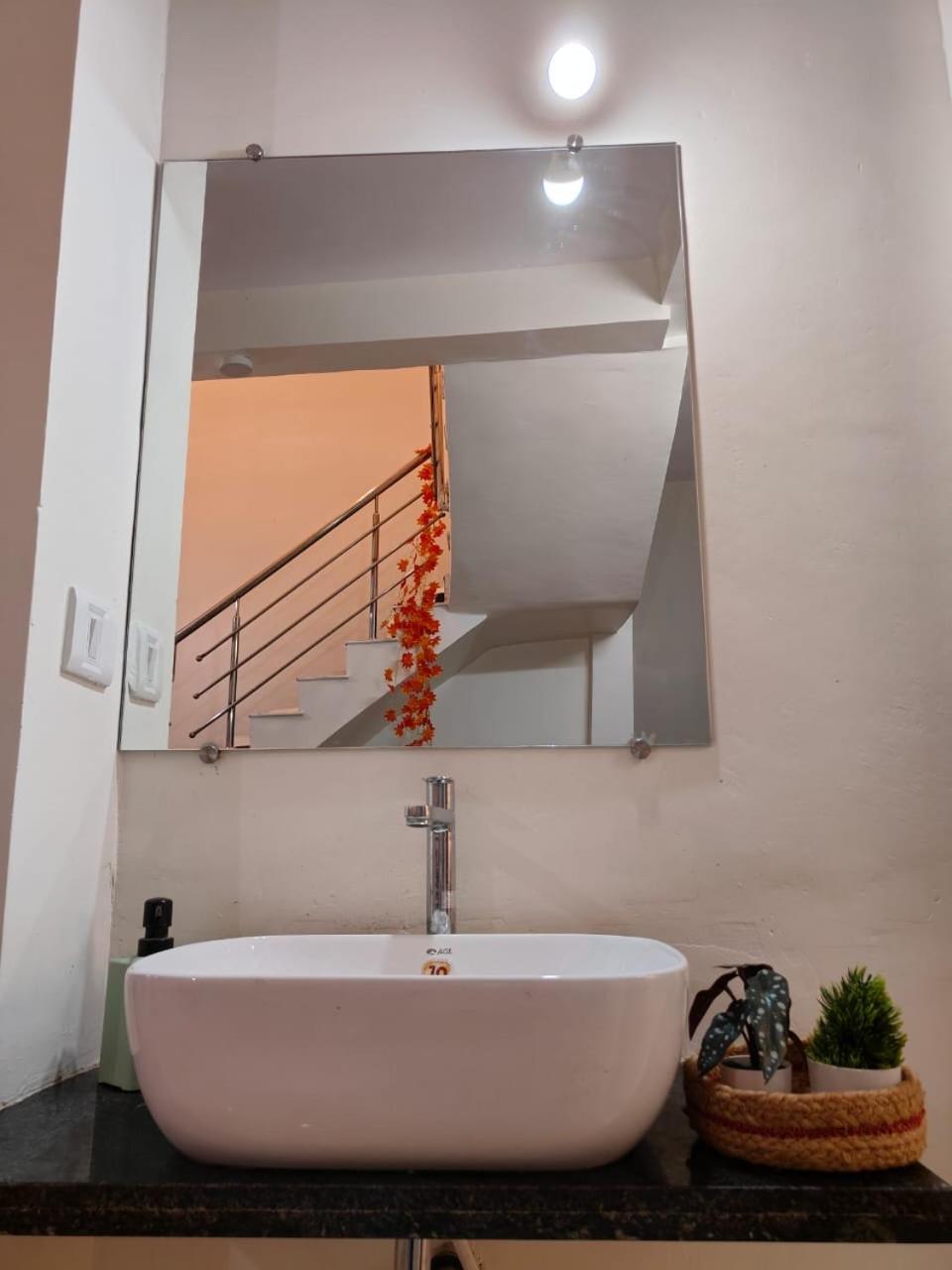 Mahadev Mansion Villa Ujjain Luaran gambar